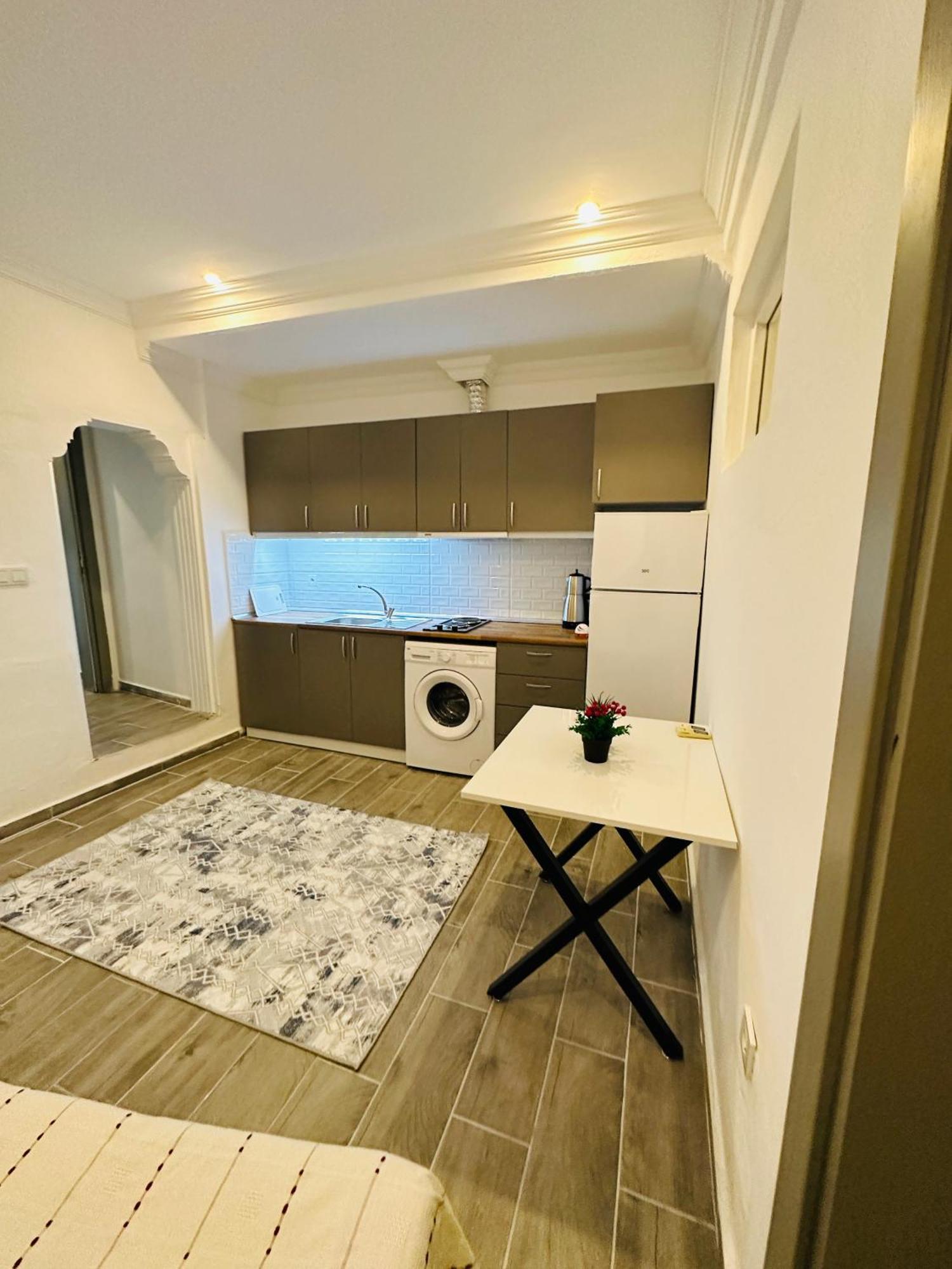 9 House Aparthotel Фетие Екстериор снимка